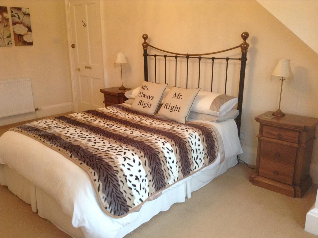 Alexandria Guest House Ayr Esterno foto
