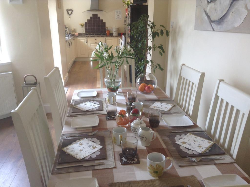 Alexandria Guest House Ayr Esterno foto