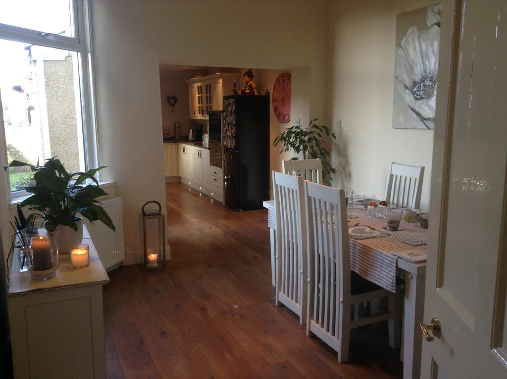 Alexandria Guest House Ayr Esterno foto
